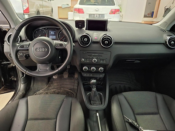 Audi A1 8 of 13
