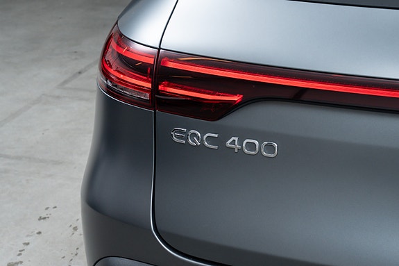 Mercedes-Benz EQC400 9 of 28