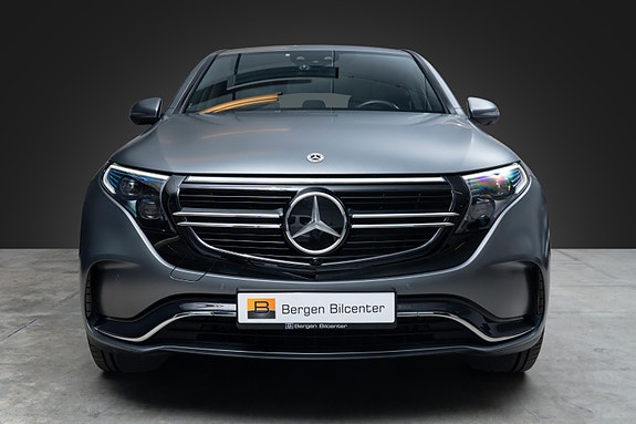 Mercedes-Benz EQC400 2 of 28
