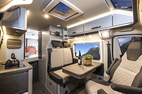 Weinsberg CARABUS GREY EDITION FIRE 600 MQ. Smal på veien, stor innvendig! Truma diesel/el-varme. Mye utstyr! 5 of 27