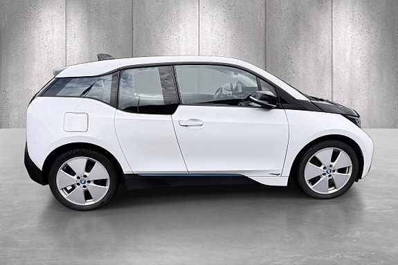 BMW i3 8 of 25