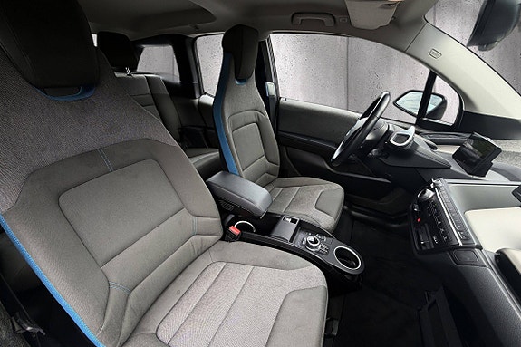 BMW i3 17 of 25