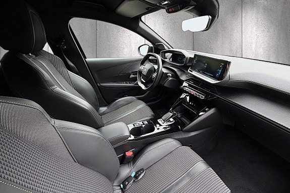 Peugeot 208 9 of 27