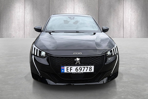 Peugeot 208 2 of 27