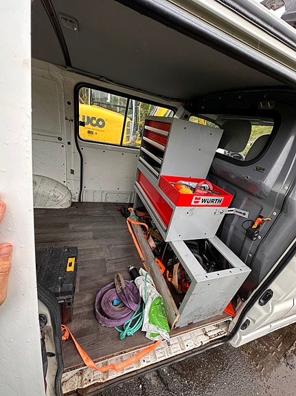 Toyota HiAce 6 of 10