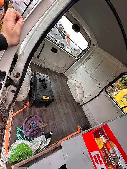 Toyota HiAce 7 of 10