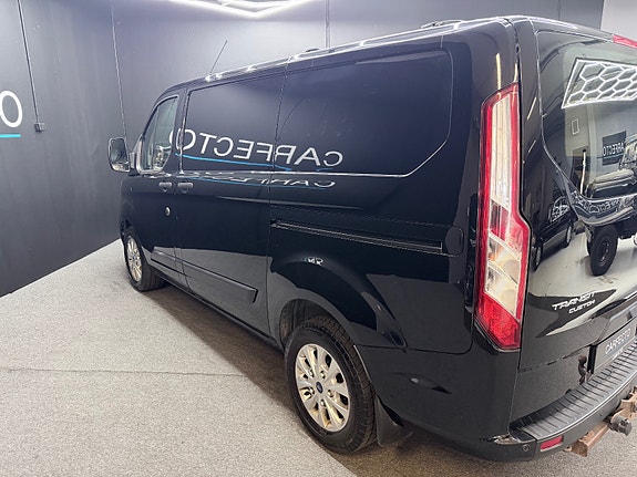 Ford Transit Custom 9 of 30