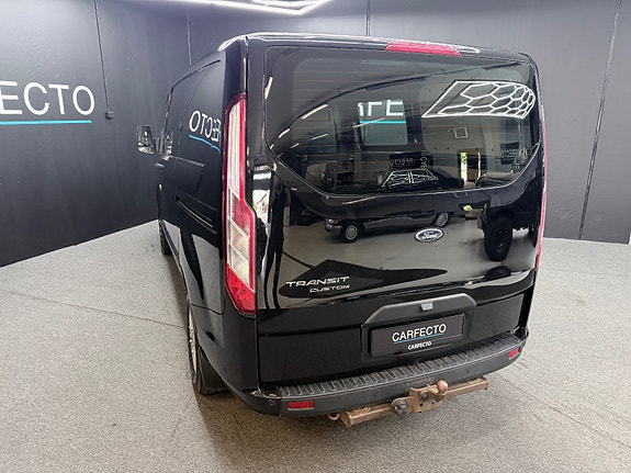 Ford Transit Custom 8 of 30
