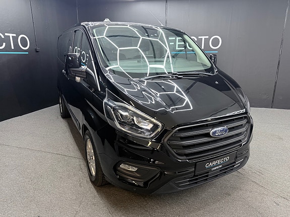 Ford Transit Custom 2 of 30