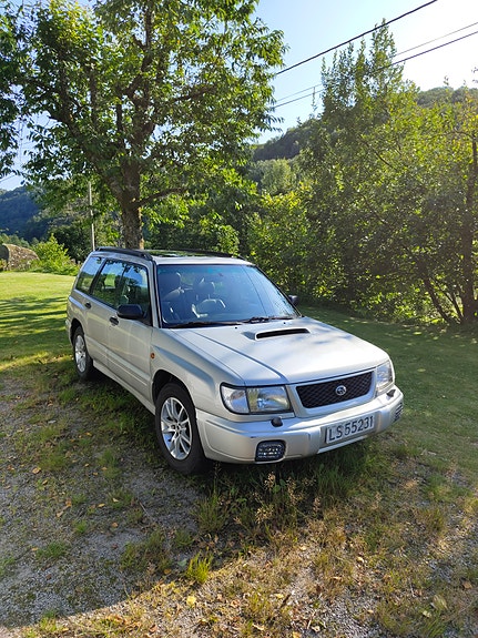Subaru Forester 7 of 30