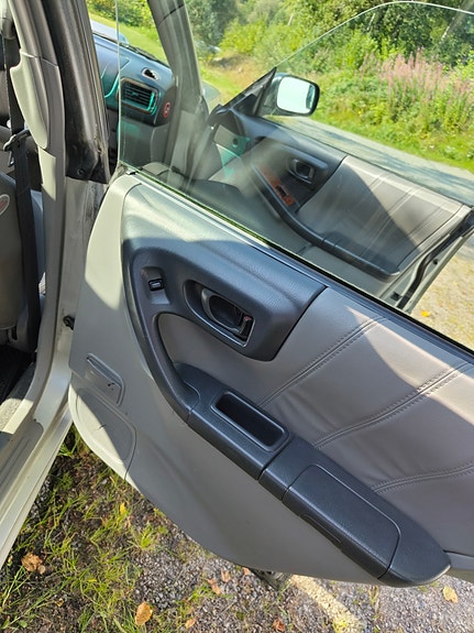 Subaru Forester 11 of 30