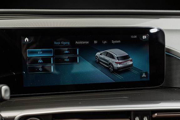 Mercedes-Benz EQC400 28 of 30