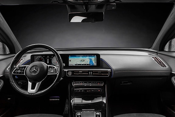 Mercedes-Benz EQC400 16 of 30