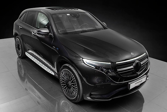 Mercedes-Benz EQC400 2 of 30