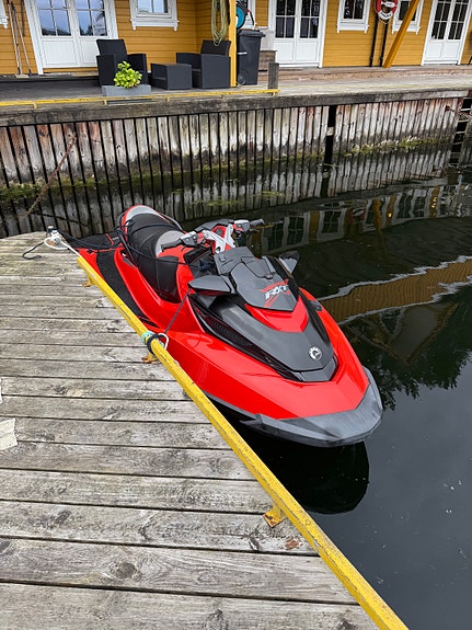 SeaDoo RXT 300rs 5 of 7