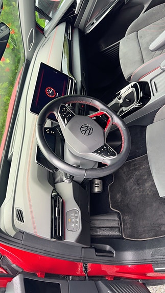 Volkswagen ID.5 GTX 10 of 12