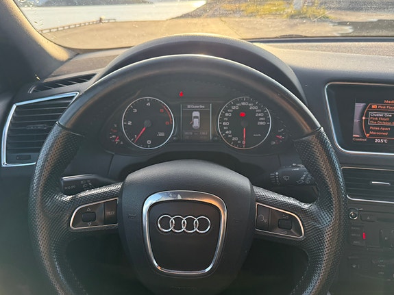 Audi Q5 8 of 15