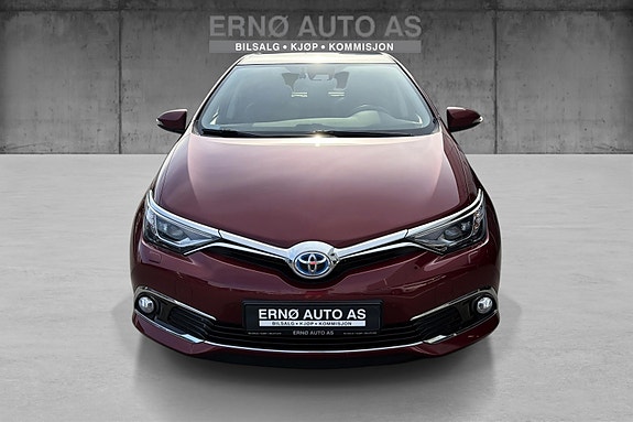 Toyota Auris 3 of 15