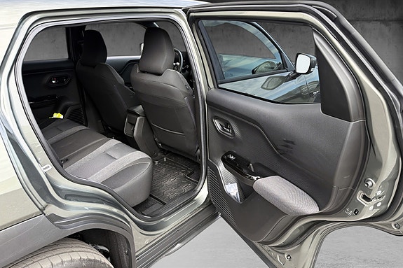 Toyota Urban Cruiser 11 of 14
