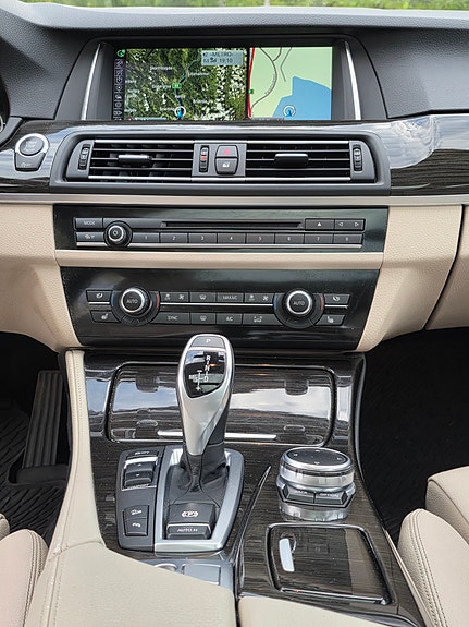 BMW 535d 12 of 16