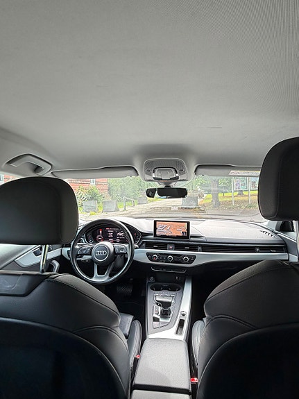 Audi A4 14 of 16
