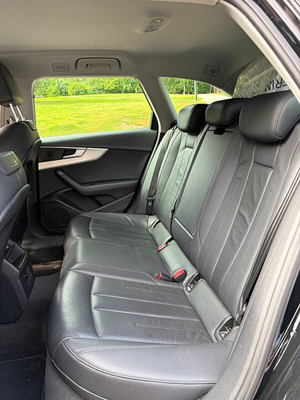 Audi A4 15 of 16