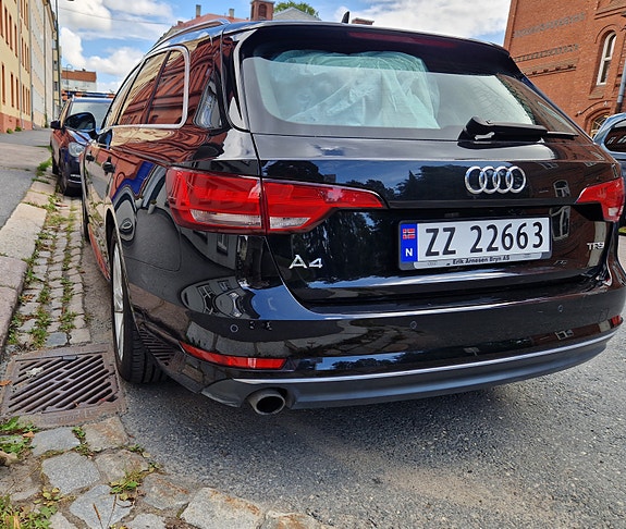 Audi A4 6 of 16