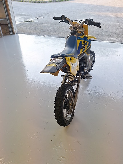 Husqvarna Husky Boy 2T 3 of 4