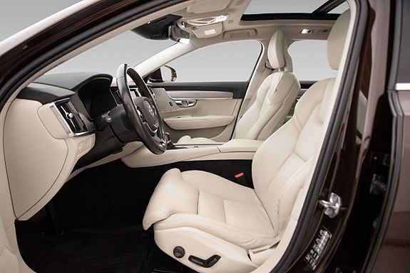 Volvo V90 14 of 29