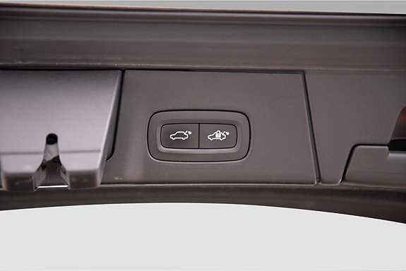 Volvo V90 27 of 29