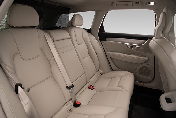 Volvo V90 26 of 29