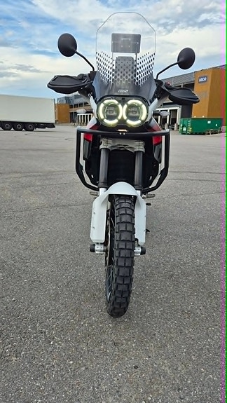 Ducati DesertX 4 of 19