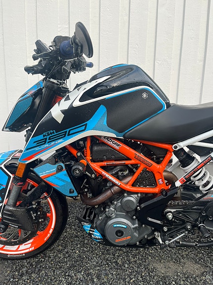 KTM 390 Duke 5 of 14