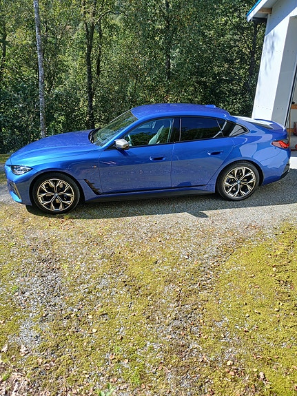 BMW i4 5 of 12