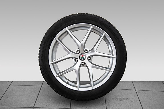 Alfa Romeo Stelvio 11 of 28