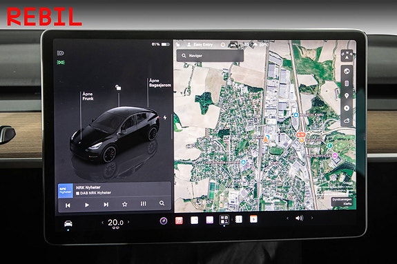 Tesla Model Y 15 of 28