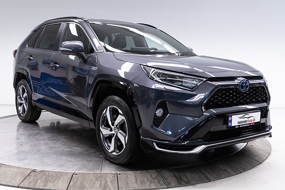 Toyota RAV4 Plug-in Hybrid 17 of 30