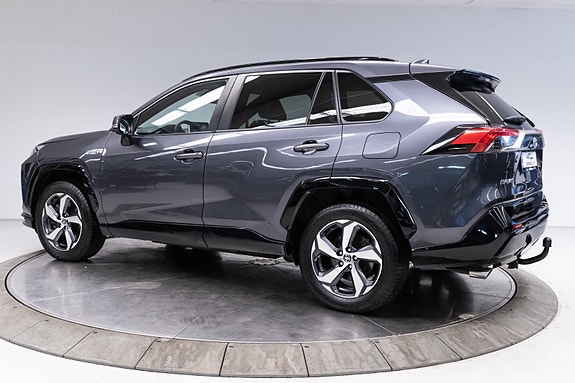 Toyota RAV4 Plug-in Hybrid 23 of 30