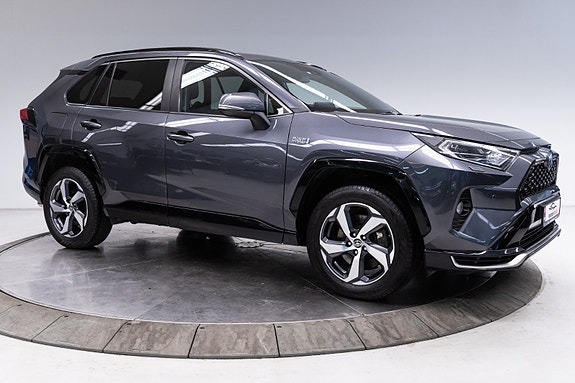 Toyota RAV4 Plug-in Hybrid 26 of 30