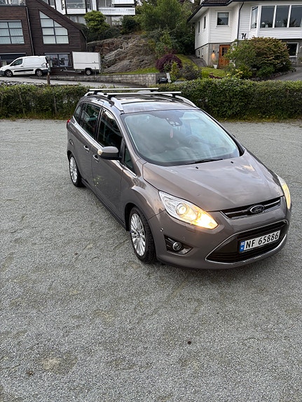 Ford Grand C-MAX 2 of 12