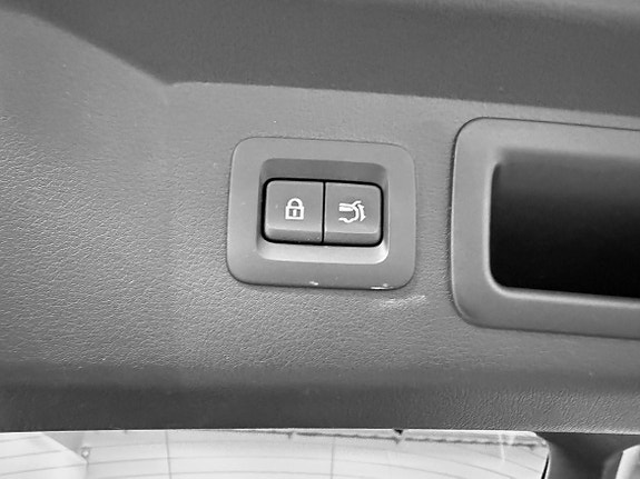 Mazda CX-60 8 of 27