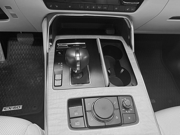 Mazda CX-60 17 of 27