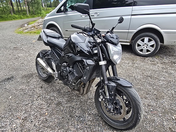 Yamaha FZ1-N 2 of 9