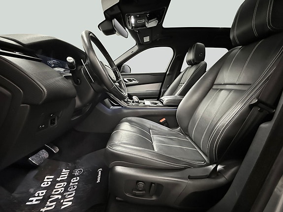 Land Rover Range Rover Velar 13 of 28