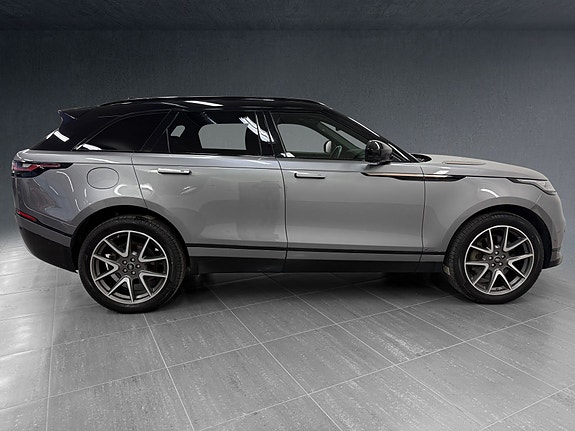 Land Rover Range Rover Velar 4 of 28