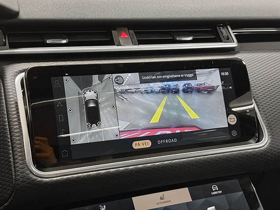 Land Rover Range Rover Velar 26 of 28