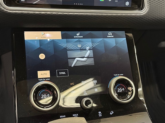 Land Rover Range Rover Velar 20 of 28