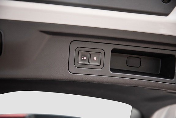 BYD Atto 3 25 of 27