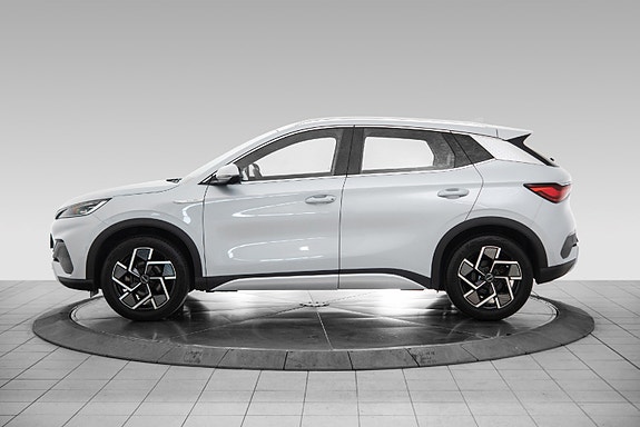 BYD Atto 3 2 of 27