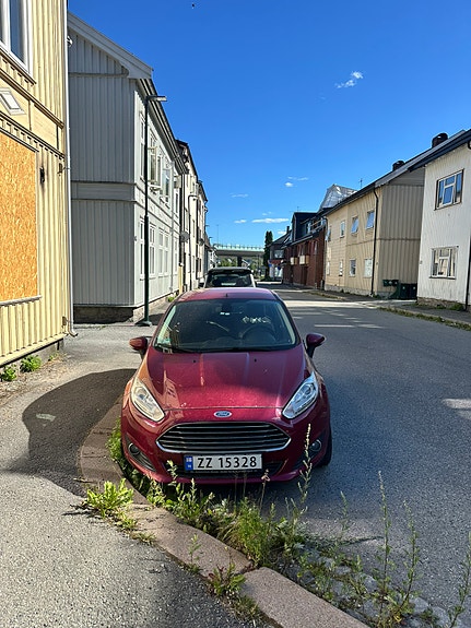 Ford Fiesta 4 of 14